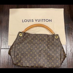 Louis Vuitton bag